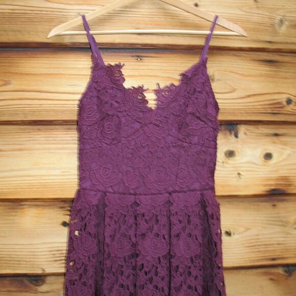 NWT Aqua Lace Mini dress - Picture 5 of 9